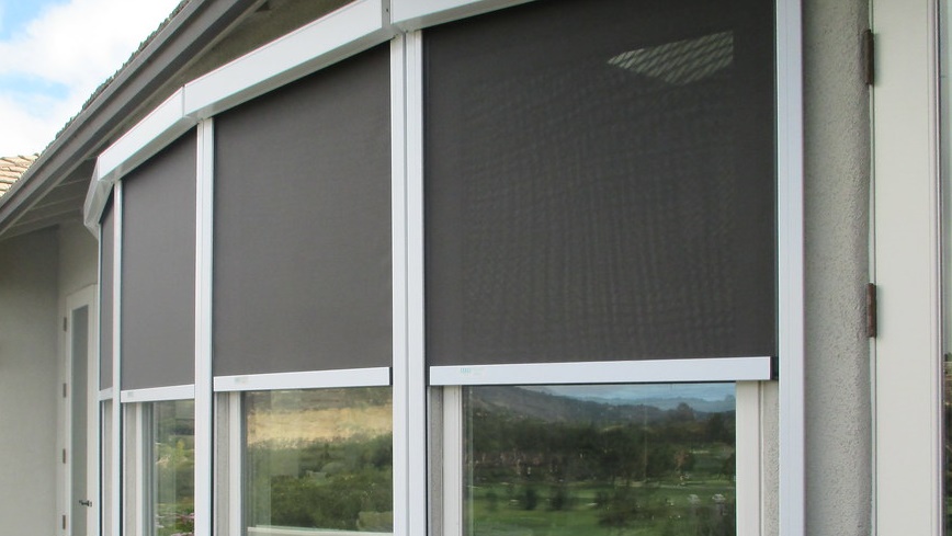 retractable screens to stay protected from insects.