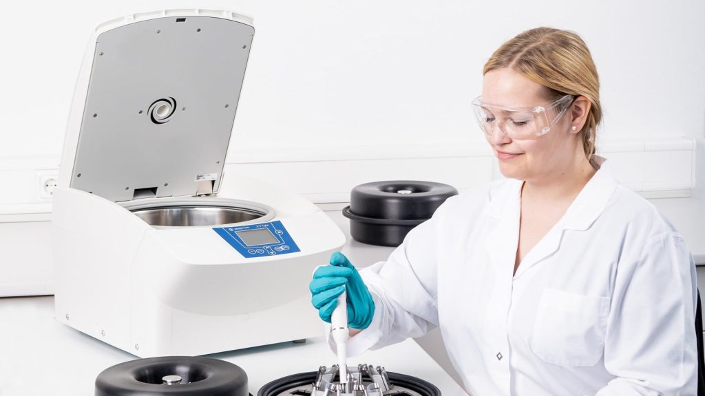 Centrifuges For All Lab and Clinic Applications